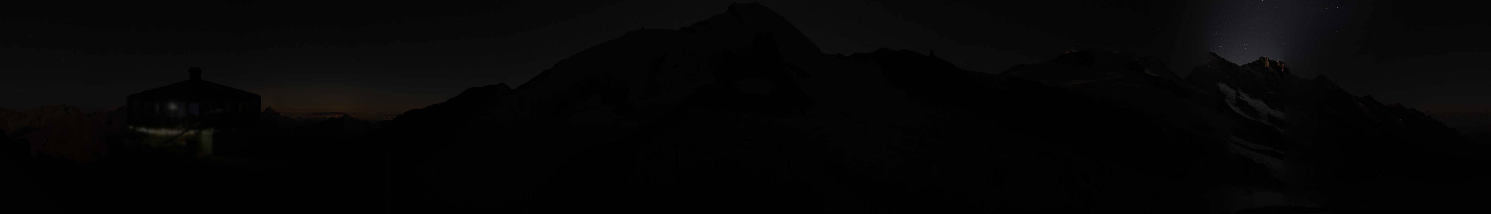 Archived image Webcam View Mountain Restaurant Mittelallalin