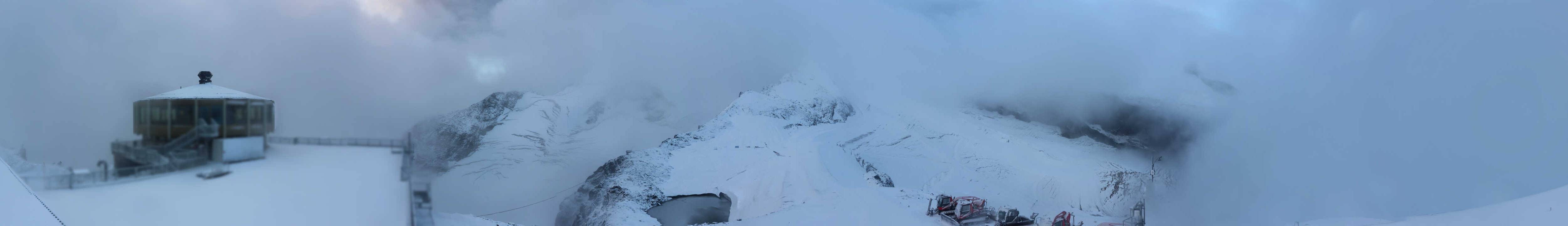 Archived image Webcam View Mountain Restaurant Mittelallalin