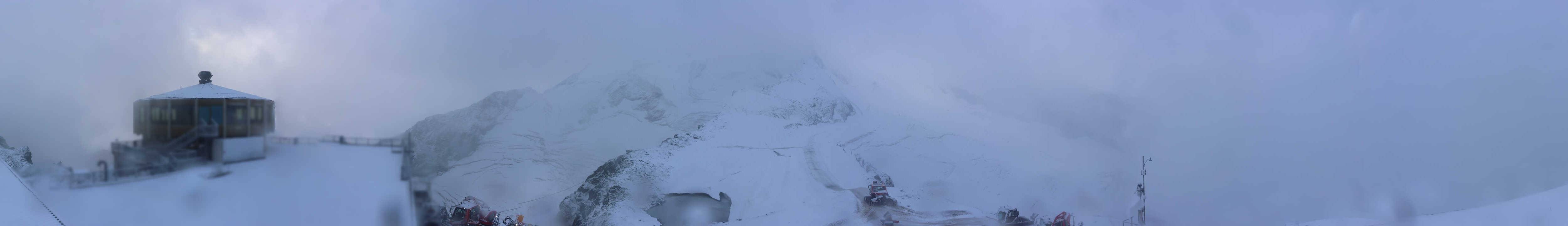 Archived image Webcam View Mountain Restaurant Mittelallalin