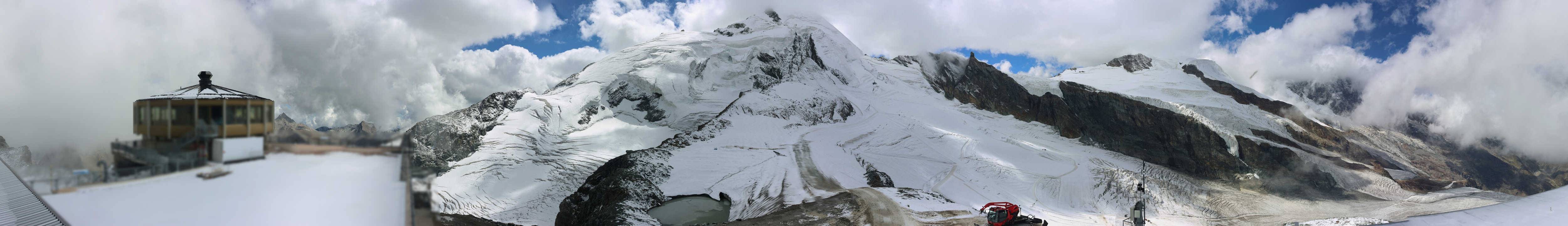 Archived image Webcam View Mountain Restaurant Mittelallalin