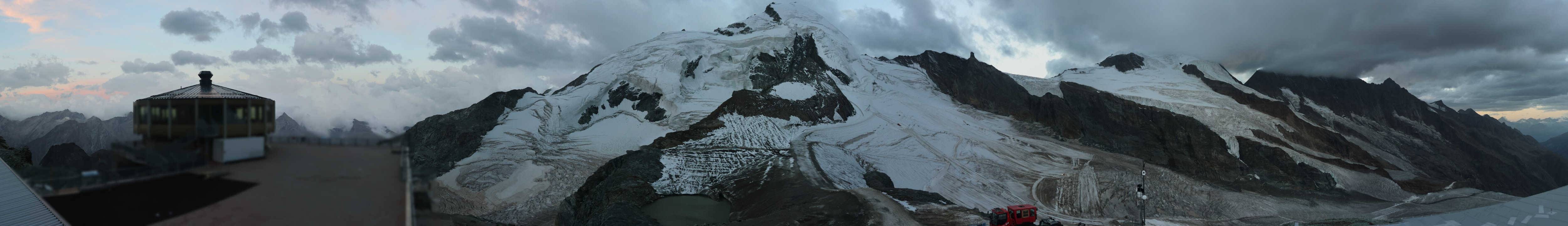 Archived image Webcam View Mountain Restaurant Mittelallalin