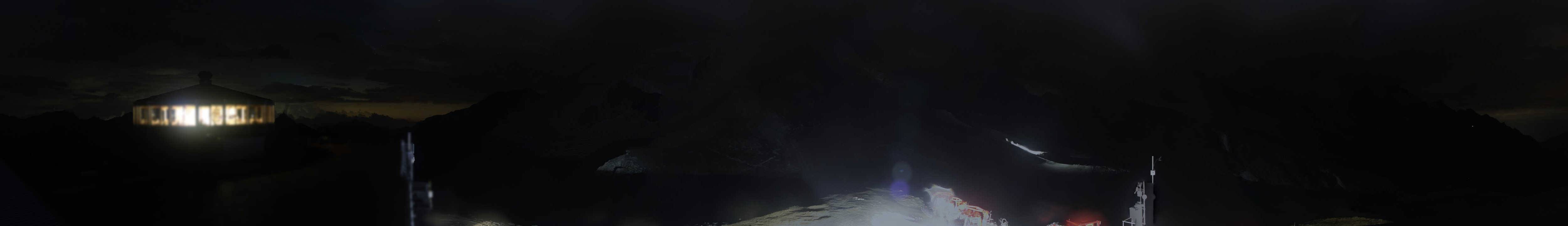 Archived image Webcam View Mountain Restaurant Mittelallalin