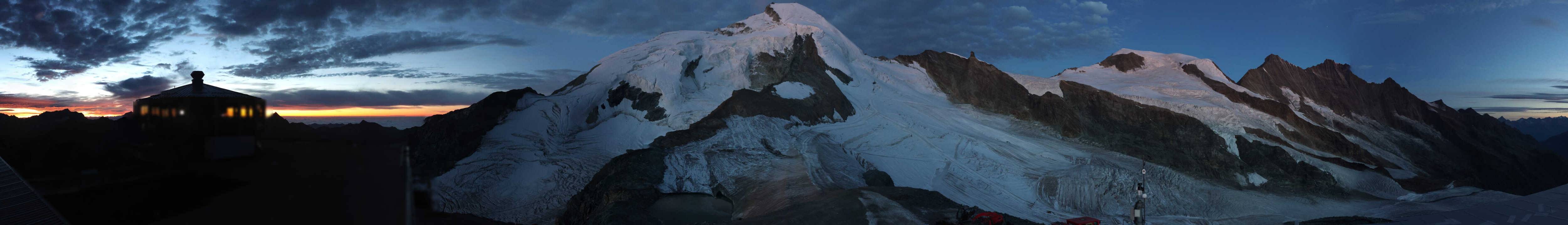Archiv Foto Webcam Mountain Restaurant Mittelallalin