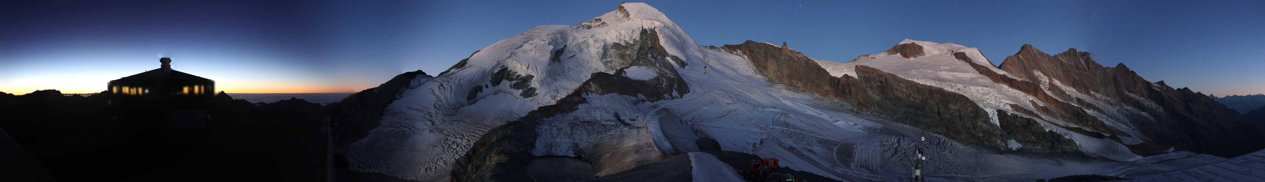 Archiv Foto Webcam Mountain Restaurant Mittelallalin