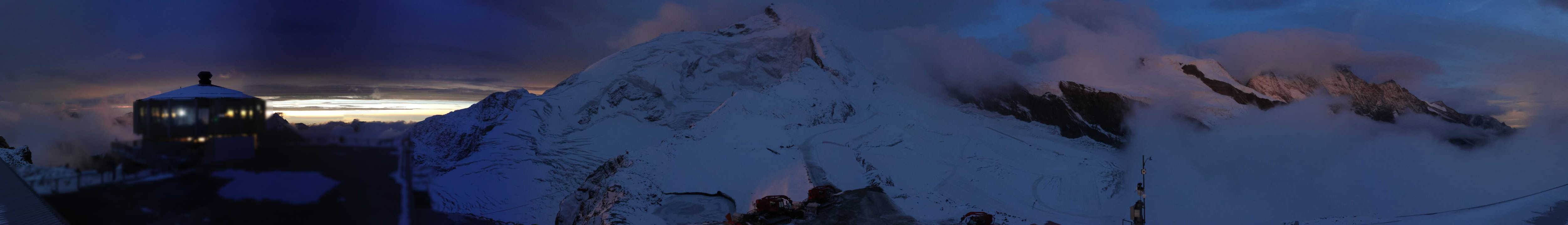Archived image Webcam View Mountain Restaurant Mittelallalin