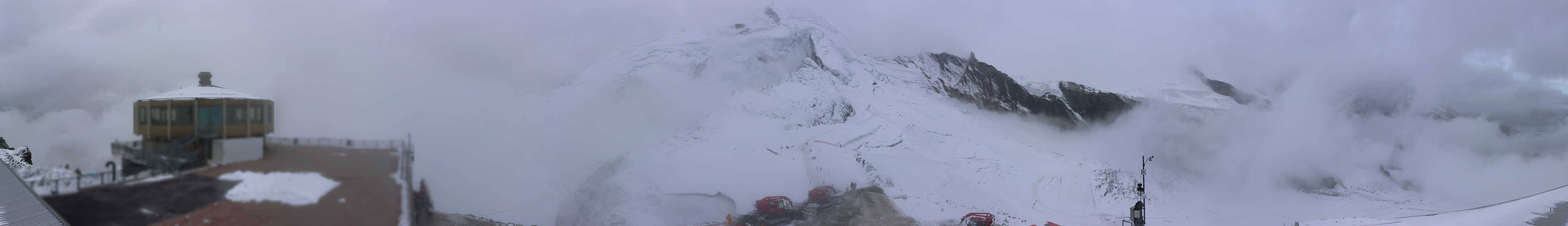 Archived image Webcam View Mountain Restaurant Mittelallalin