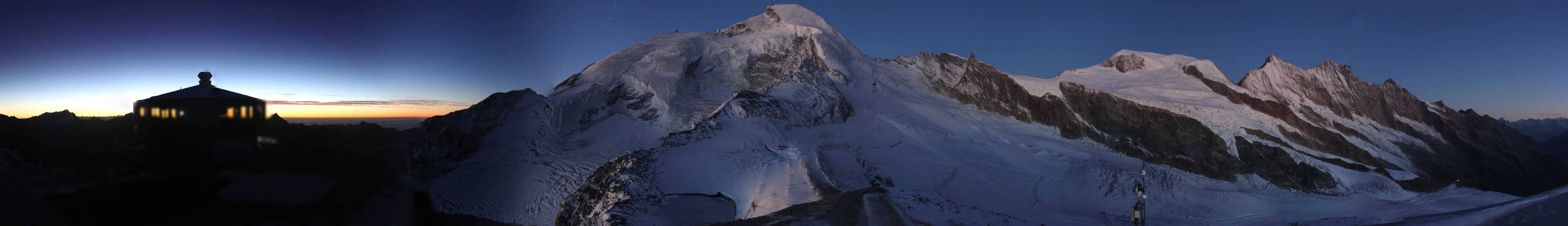 Archived image Webcam View Mountain Restaurant Mittelallalin