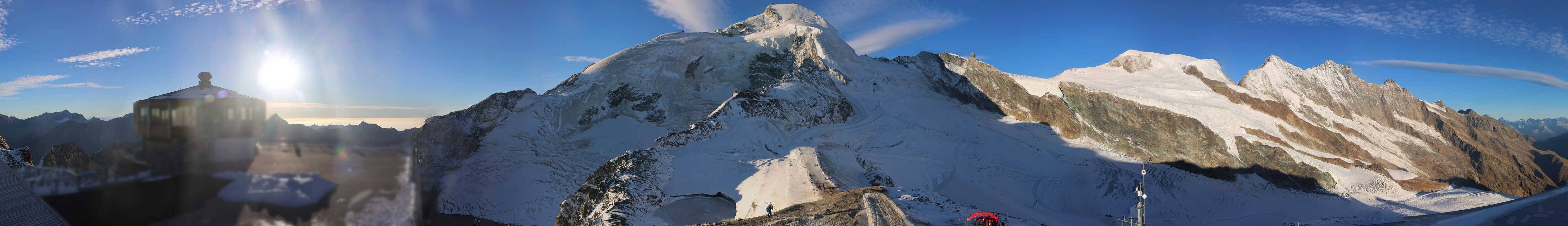 Archived image Webcam View Mountain Restaurant Mittelallalin