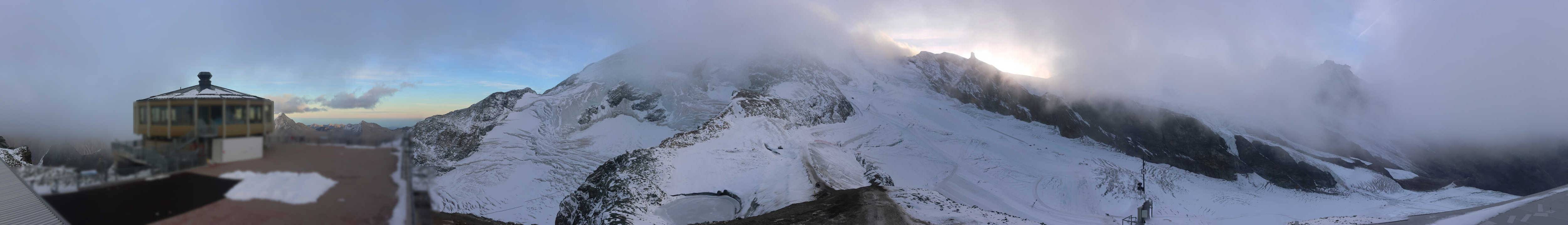 Archived image Webcam View Mountain Restaurant Mittelallalin