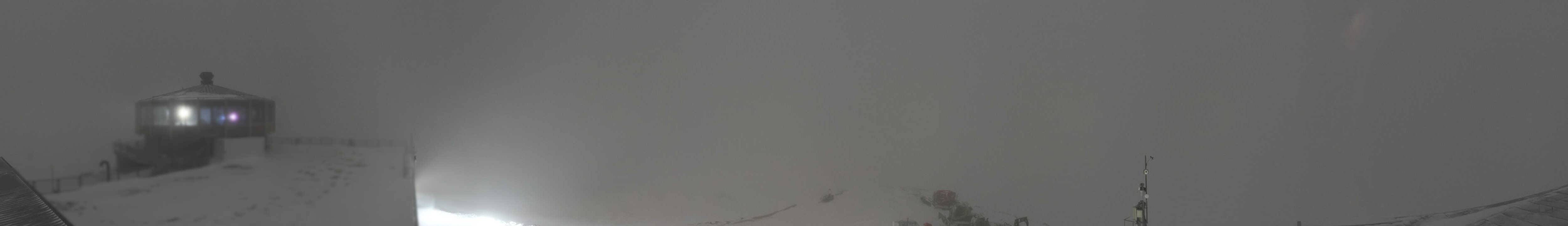 Archived image Webcam View Mountain Restaurant Mittelallalin