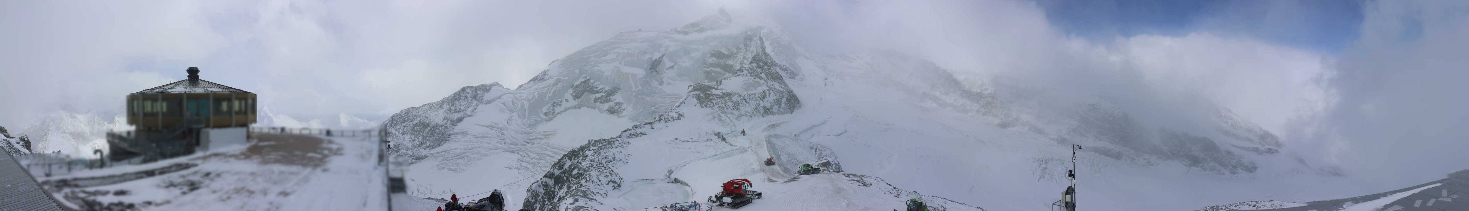 Archived image Webcam View Mountain Restaurant Mittelallalin