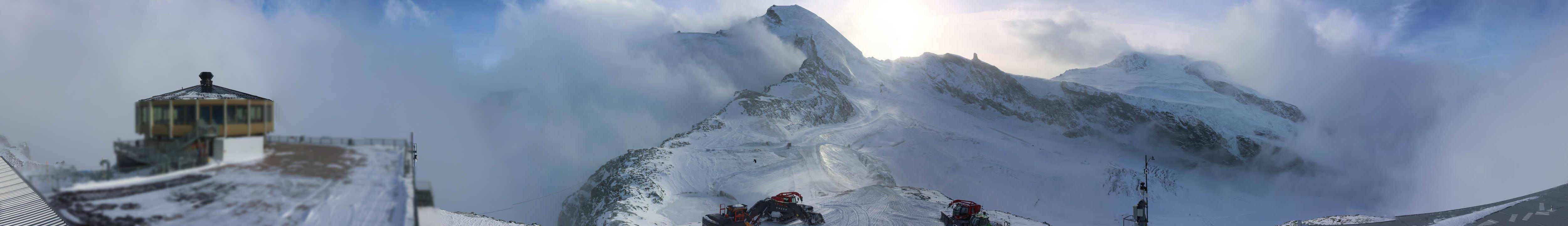 Archived image Webcam View Mountain Restaurant Mittelallalin