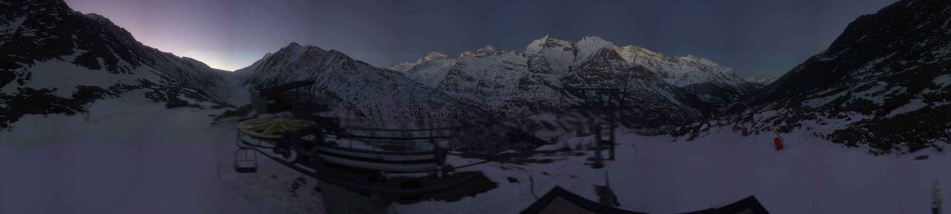 Archived image Webcam Top Station Heidbodme