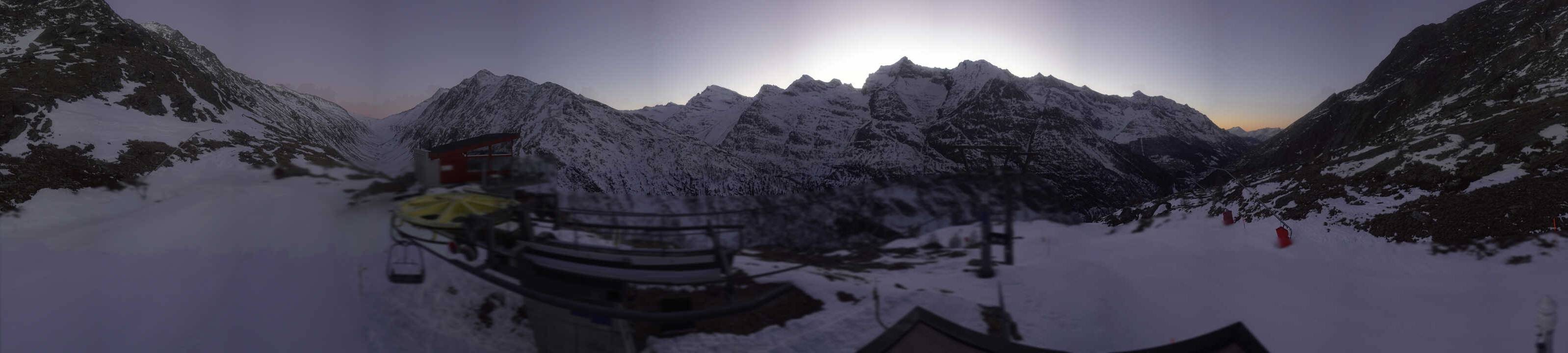 Archived image Webcam Top Station Heidbodme