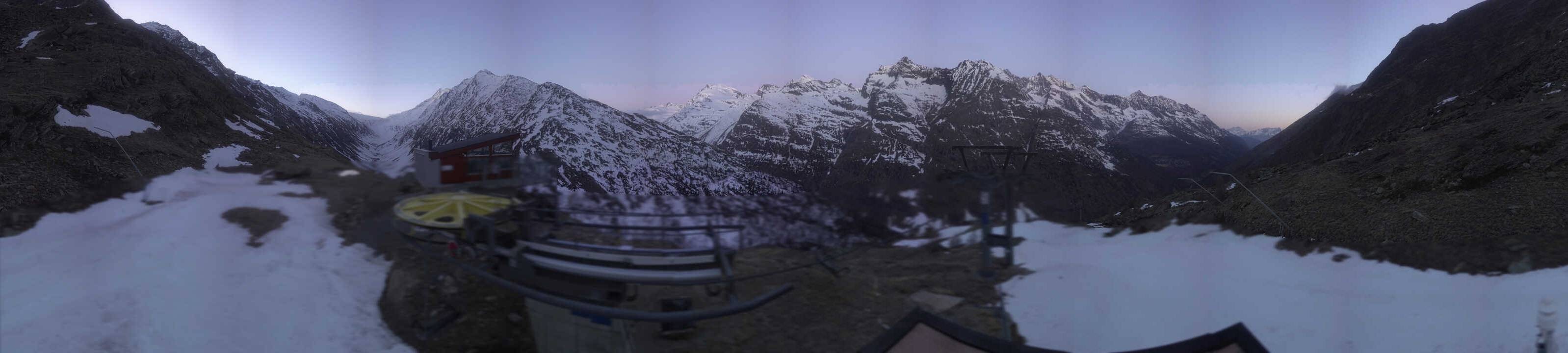 Archived image Webcam Top Station Heidbodme