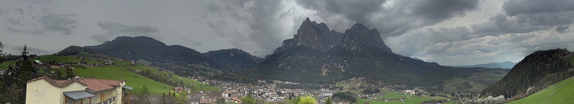 Archived image Webcam Municipality Seis am Schlern