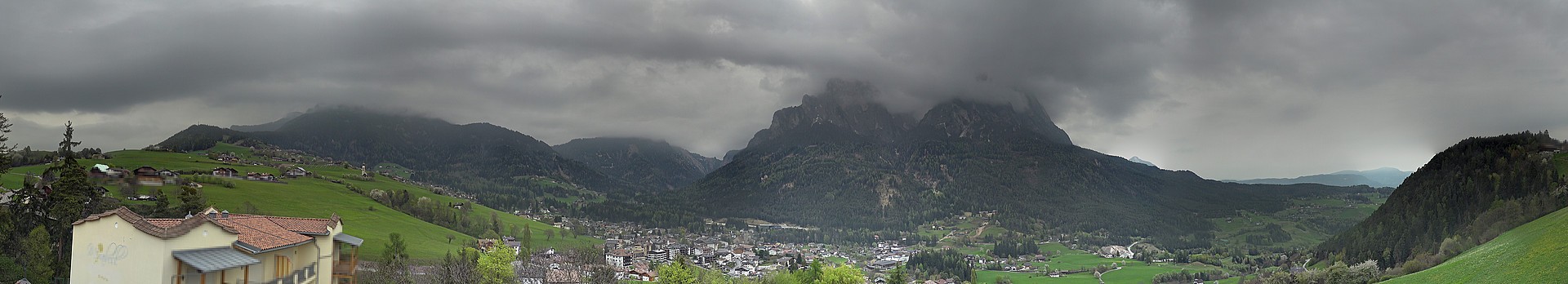 Archived image Webcam Municipality Seis am Schlern