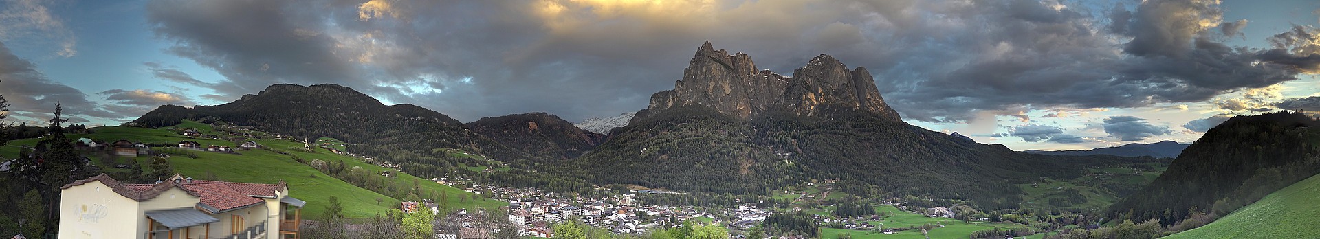 Archived image Webcam Municipality Seis am Schlern