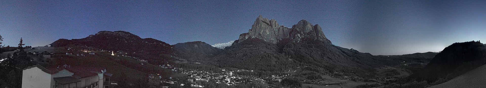 Archived image Webcam Municipality Seis am Schlern