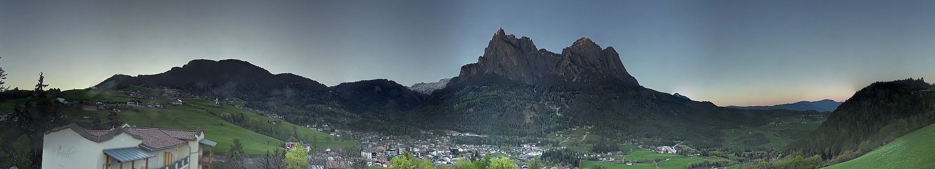 Archived image Webcam Municipality Seis am Schlern