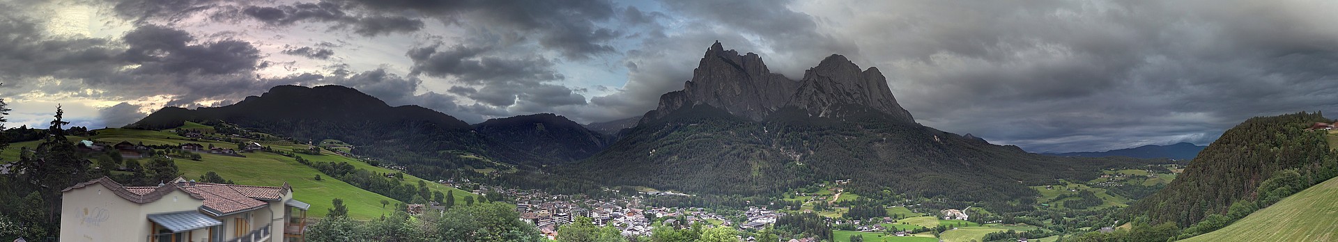 Archived image Webcam Municipality Seis am Schlern