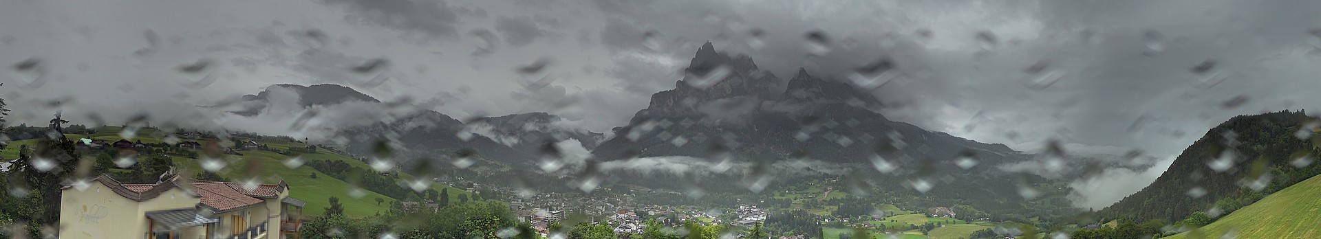 Archived image Webcam Municipality Seis am Schlern
