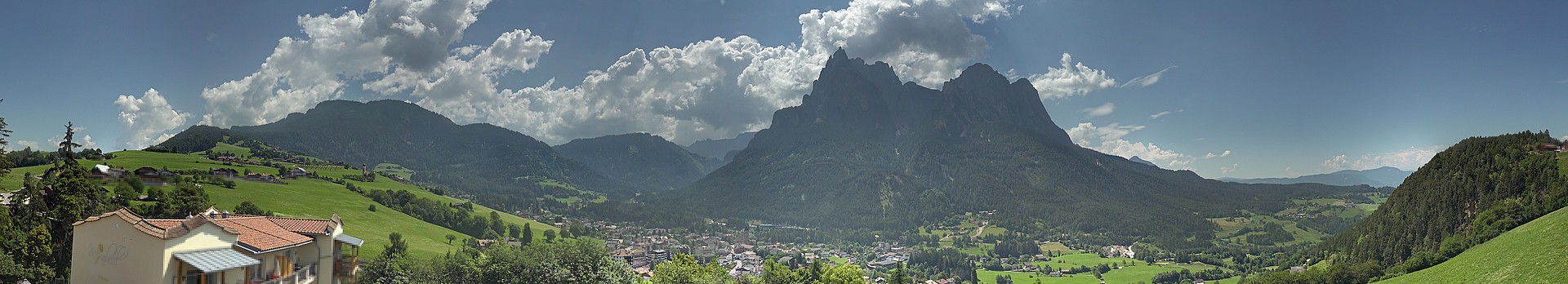 Archived image Webcam Municipality Seis am Schlern