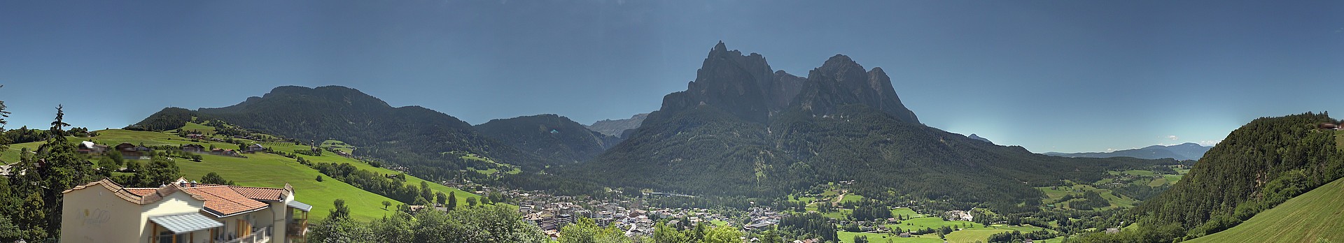 Archived image Webcam Municipality Seis am Schlern