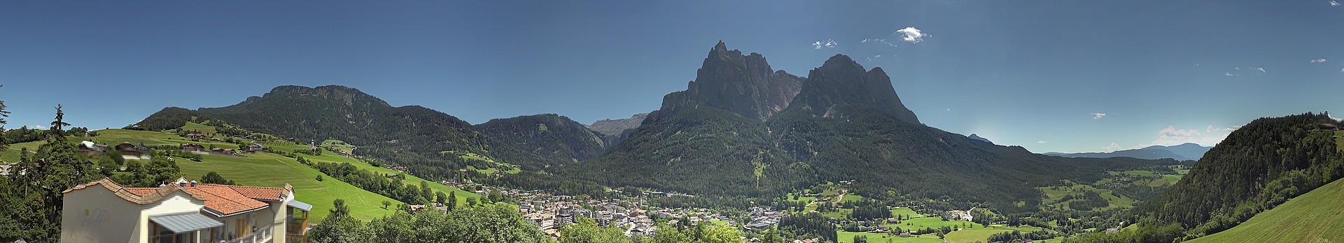 Archived image Webcam Municipality Seis am Schlern