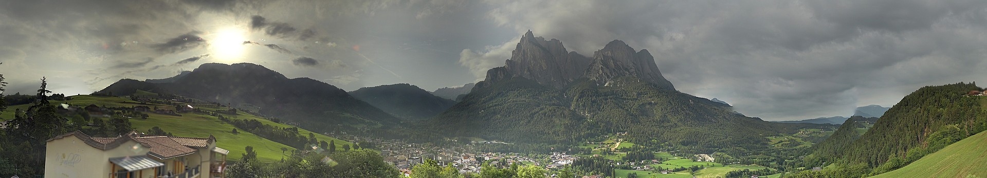 Archived image Webcam Municipality Seis am Schlern
