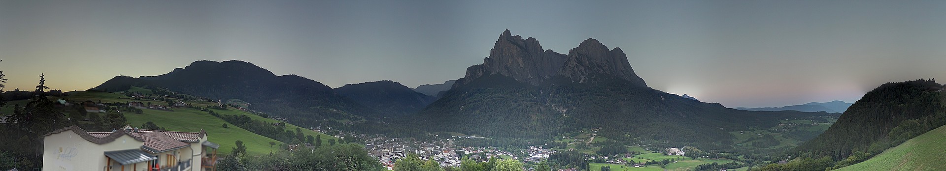 Archived image Webcam Municipality Seis am Schlern