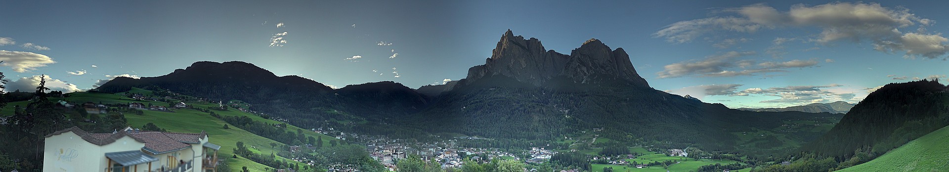 Archived image Webcam Municipality Seis am Schlern