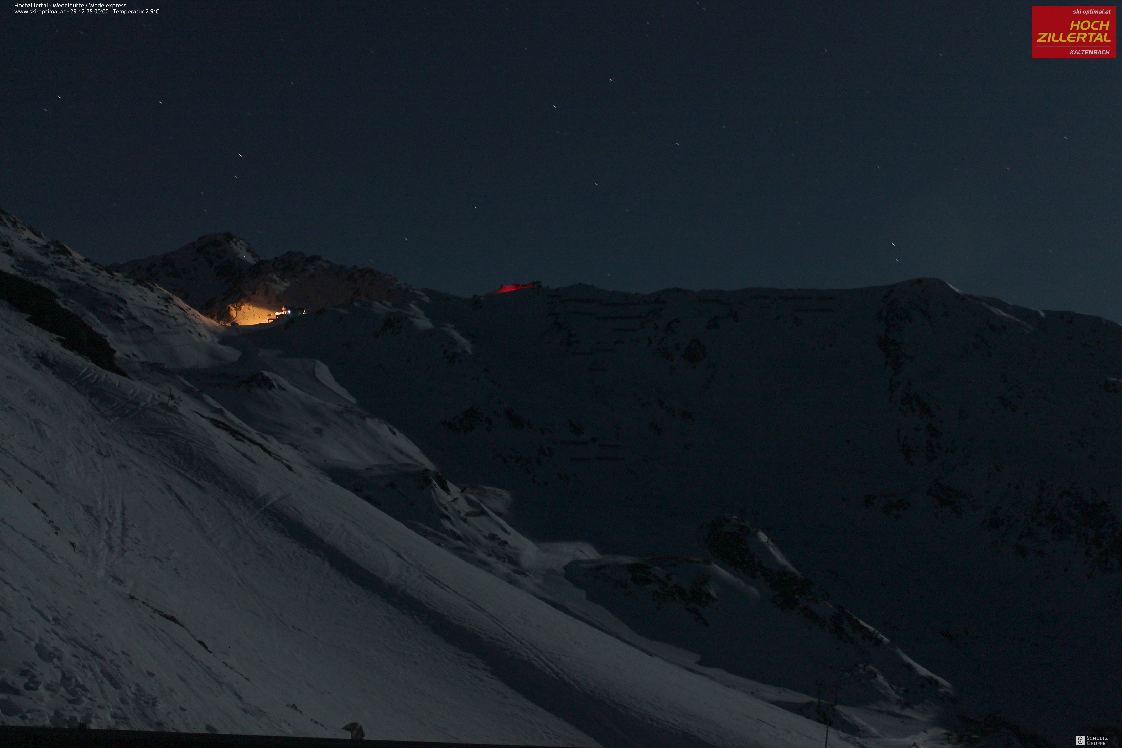 Archiv Foto Webcam Hochzillertal: Blick zur Wedelhütte