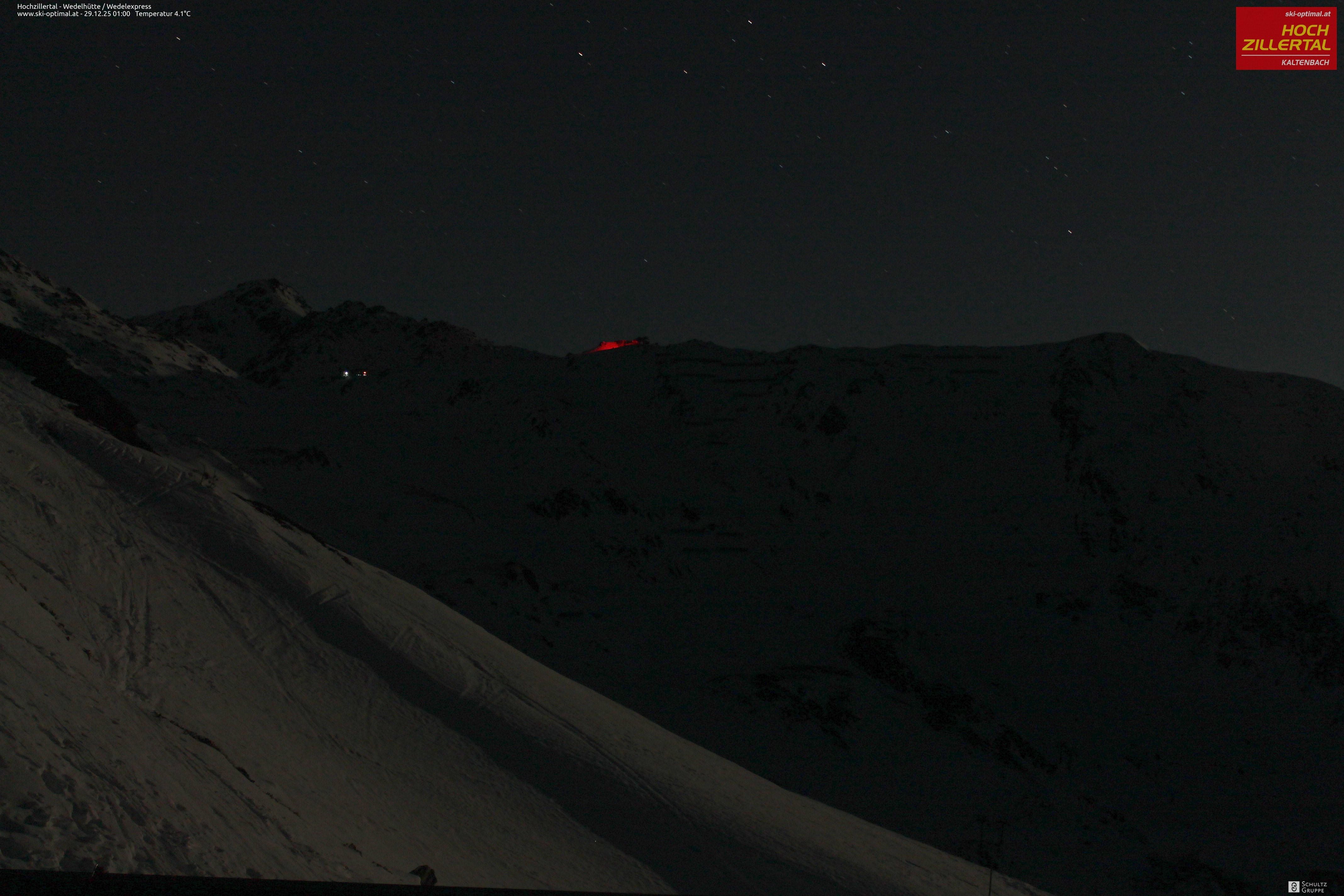 Archiv Foto Webcam Hochzillertal: Blick zur Wedelhütte