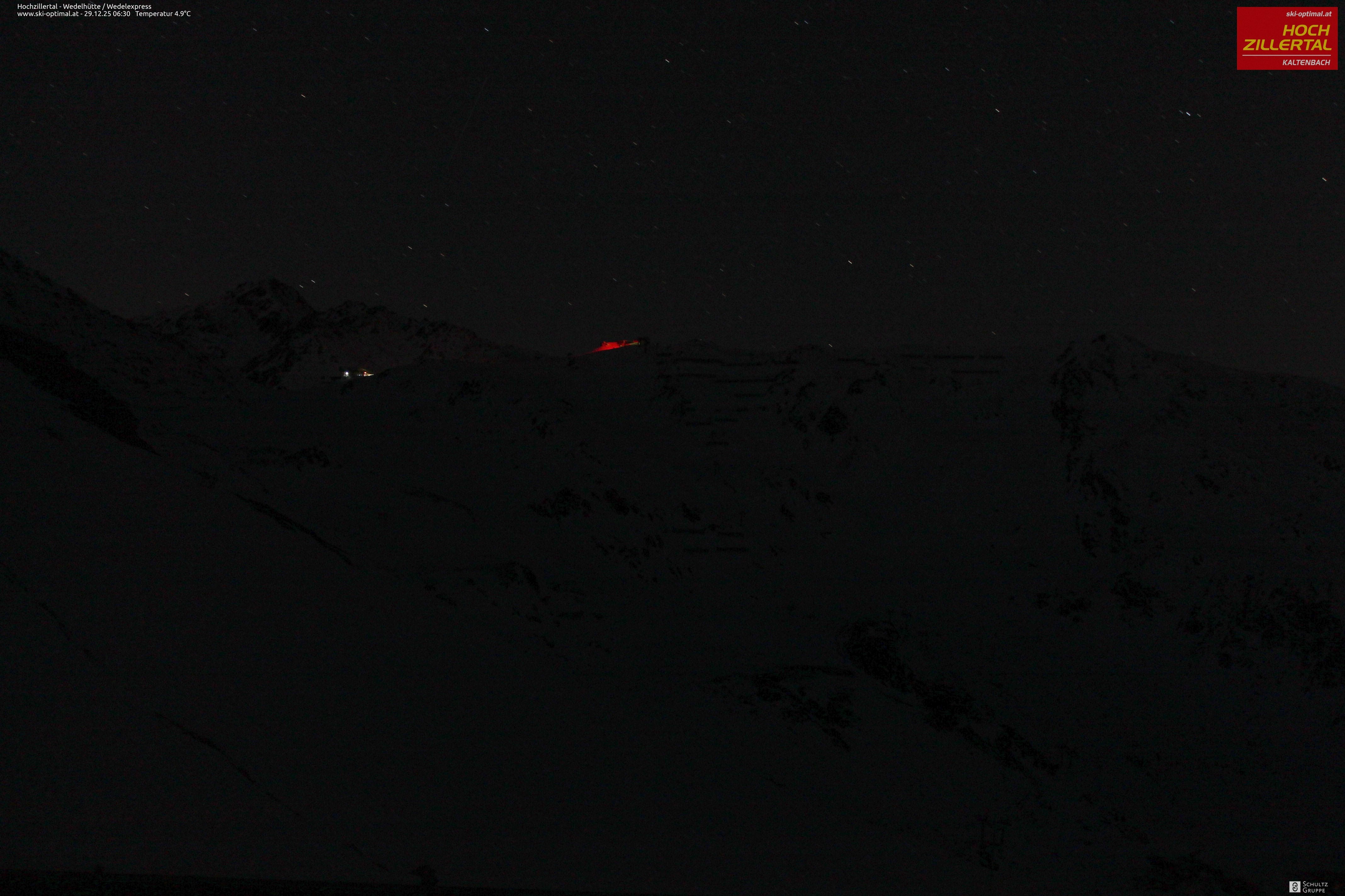 Archiv Foto Webcam Hochzillertal: Blick zur Wedelhütte