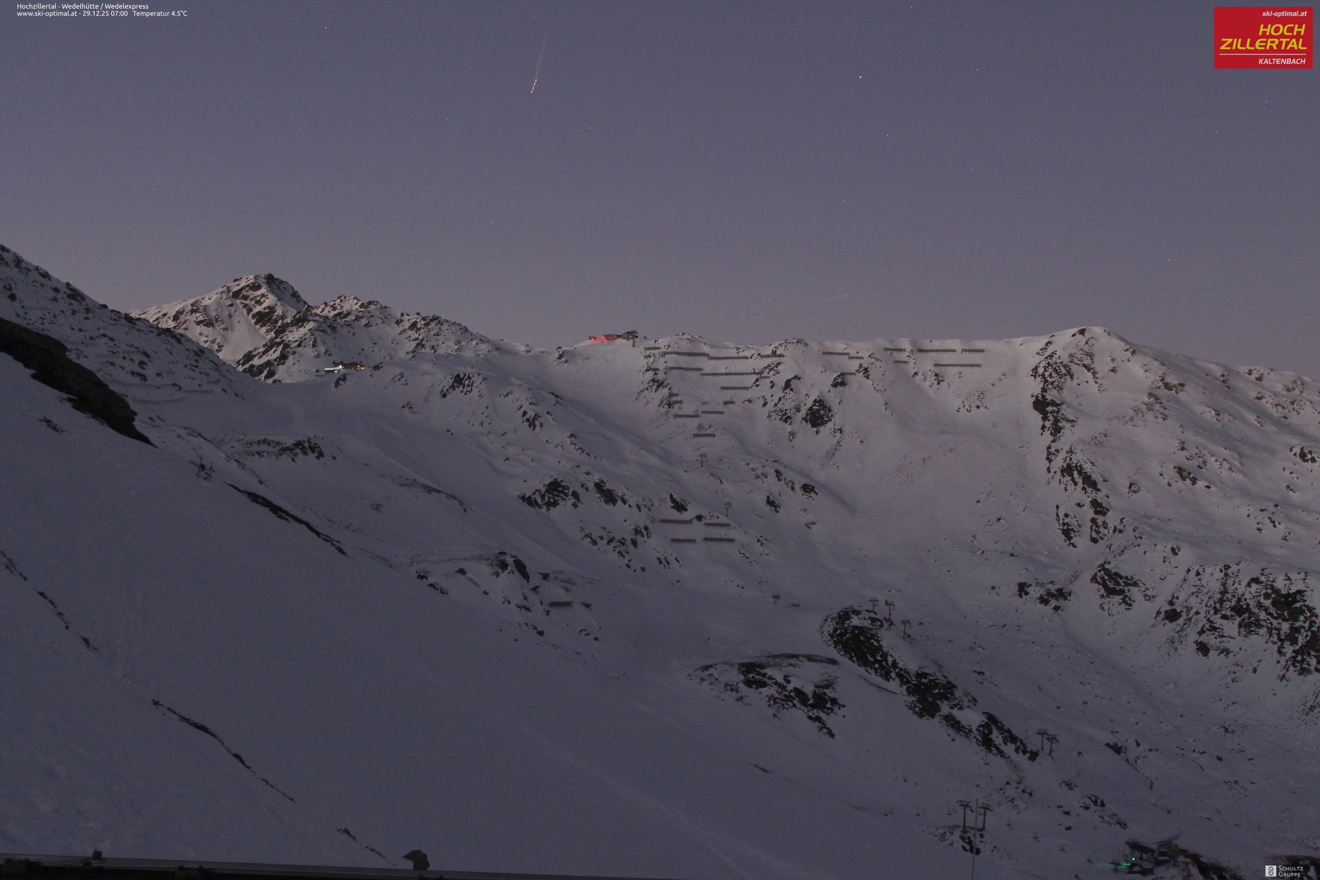 Archiv Foto Webcam Hochzillertal: Blick zur Wedelhütte