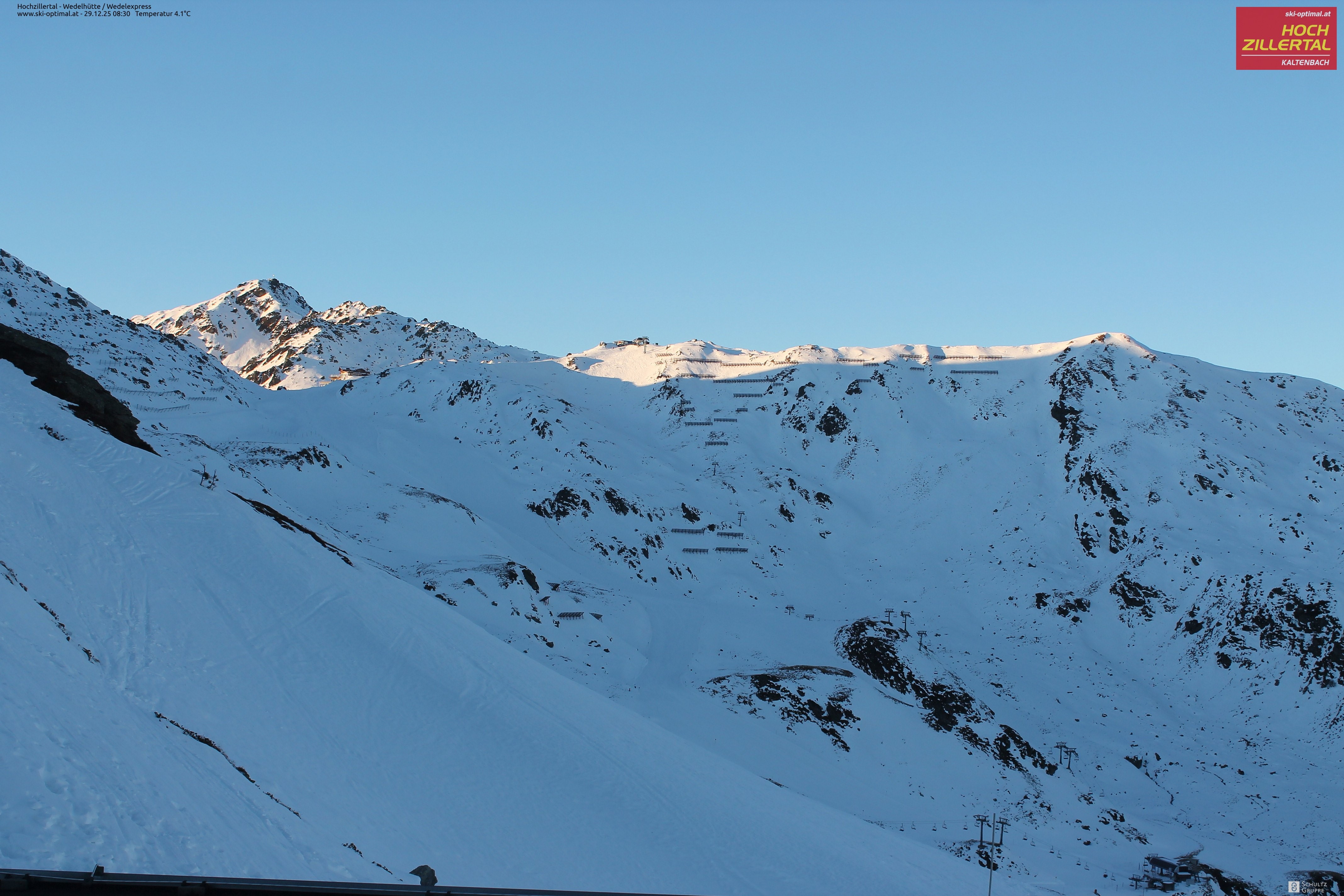 Archiv Foto Webcam Hochzillertal: Blick zur Wedelhütte