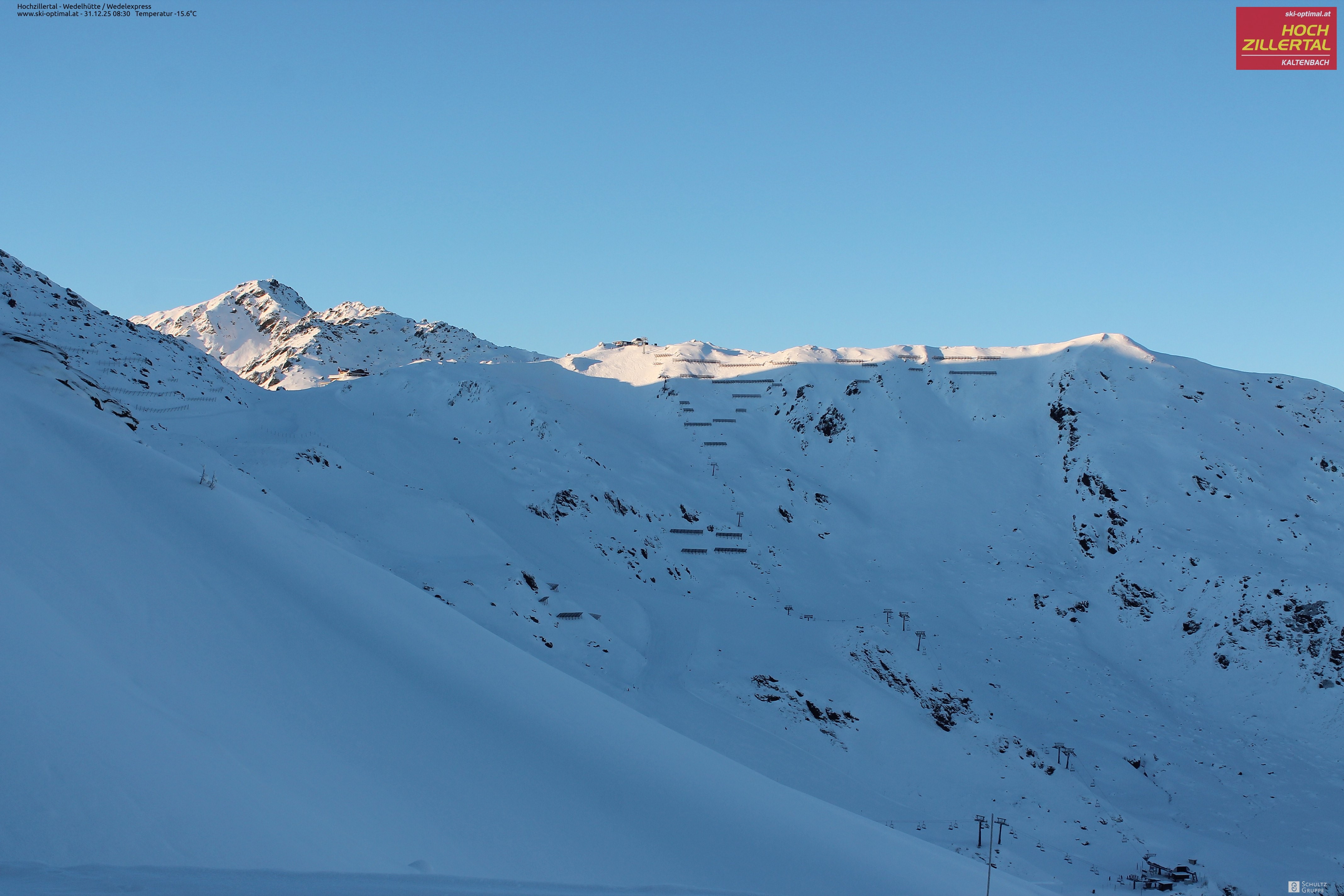 Archiv Foto Webcam Hochzillertal: Blick zur Wedelhütte