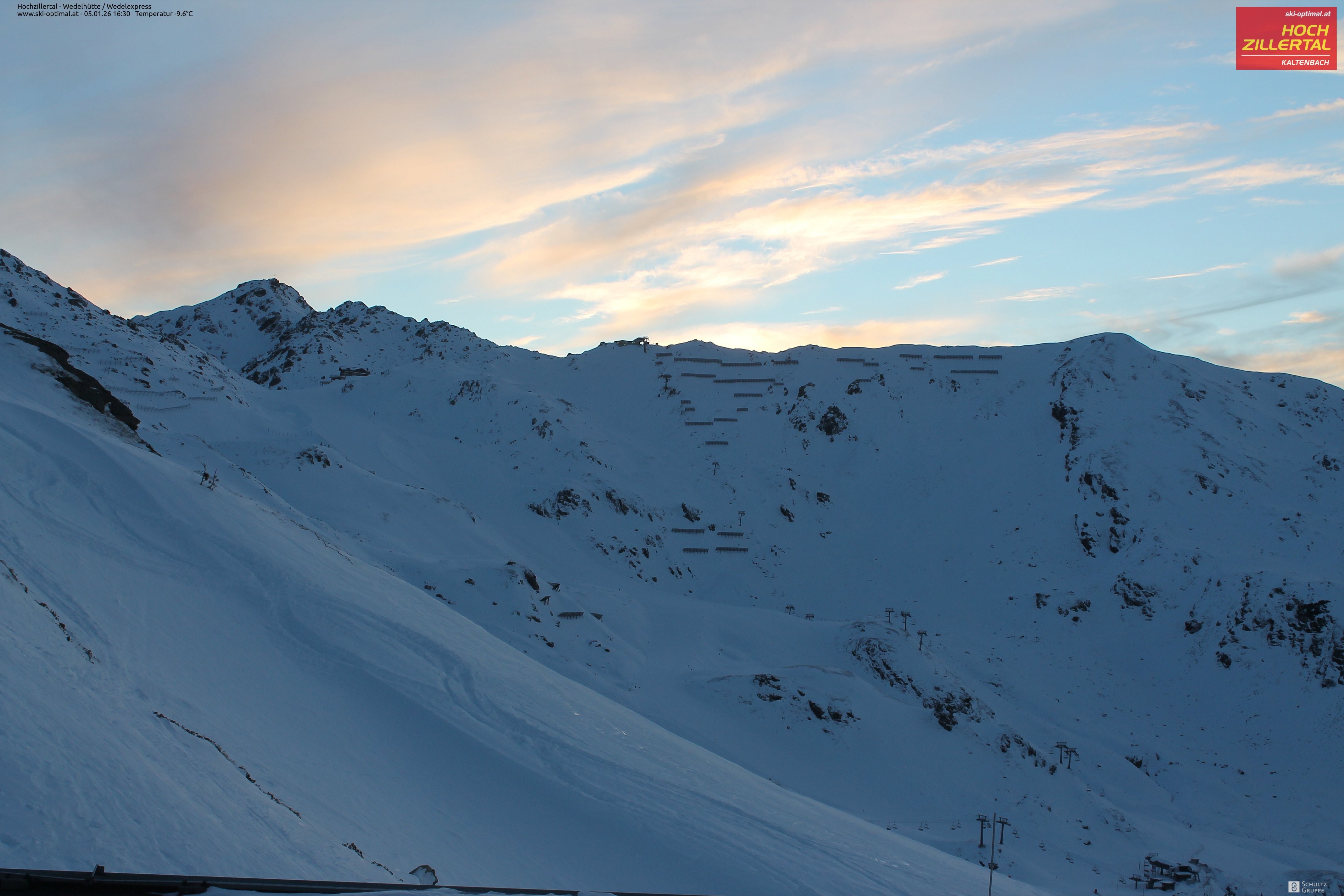 Archiv Foto Webcam Hochzillertal: Blick zur Wedelhütte