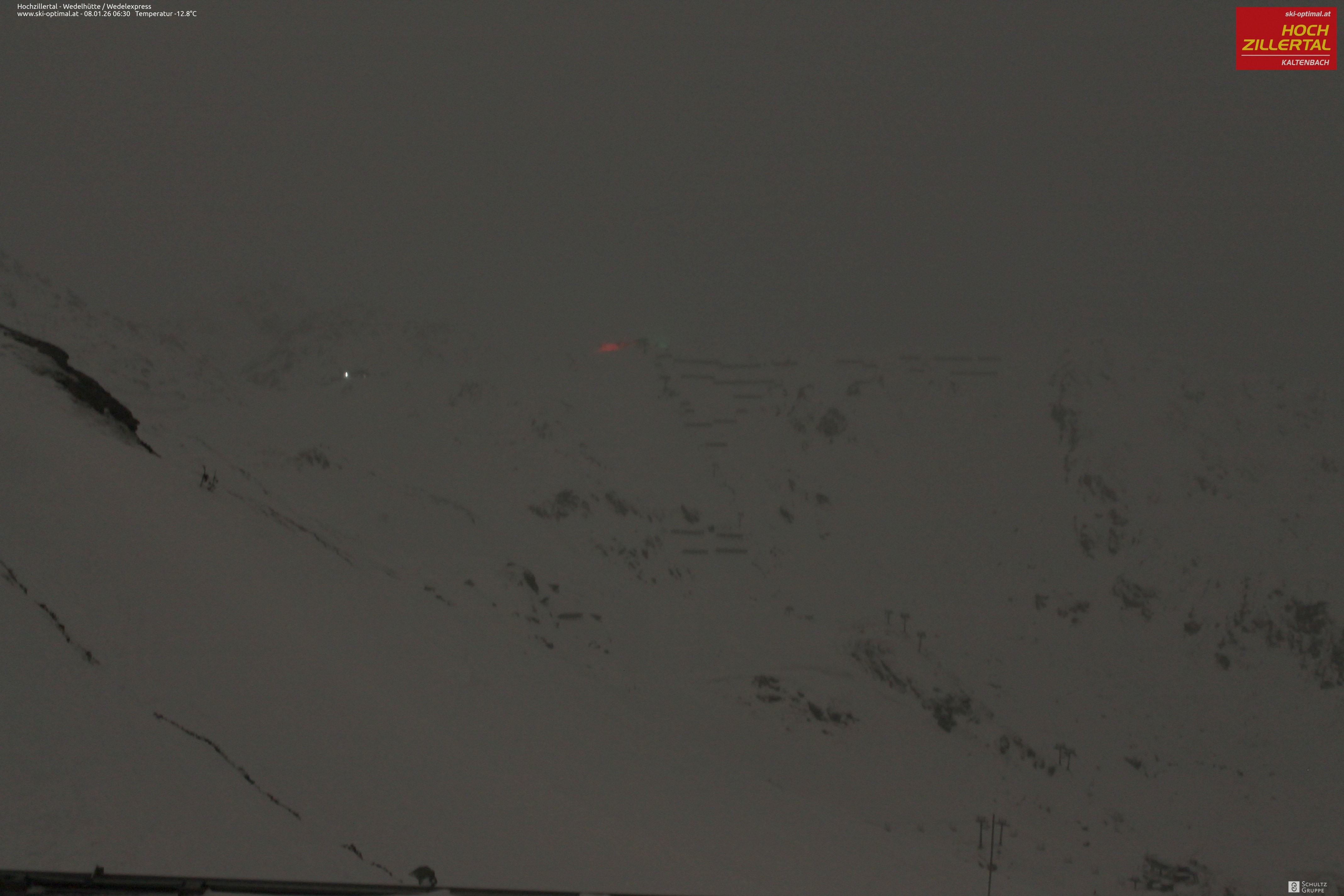 Archiv Foto Webcam Hochzillertal: Blick zur Wedelhütte