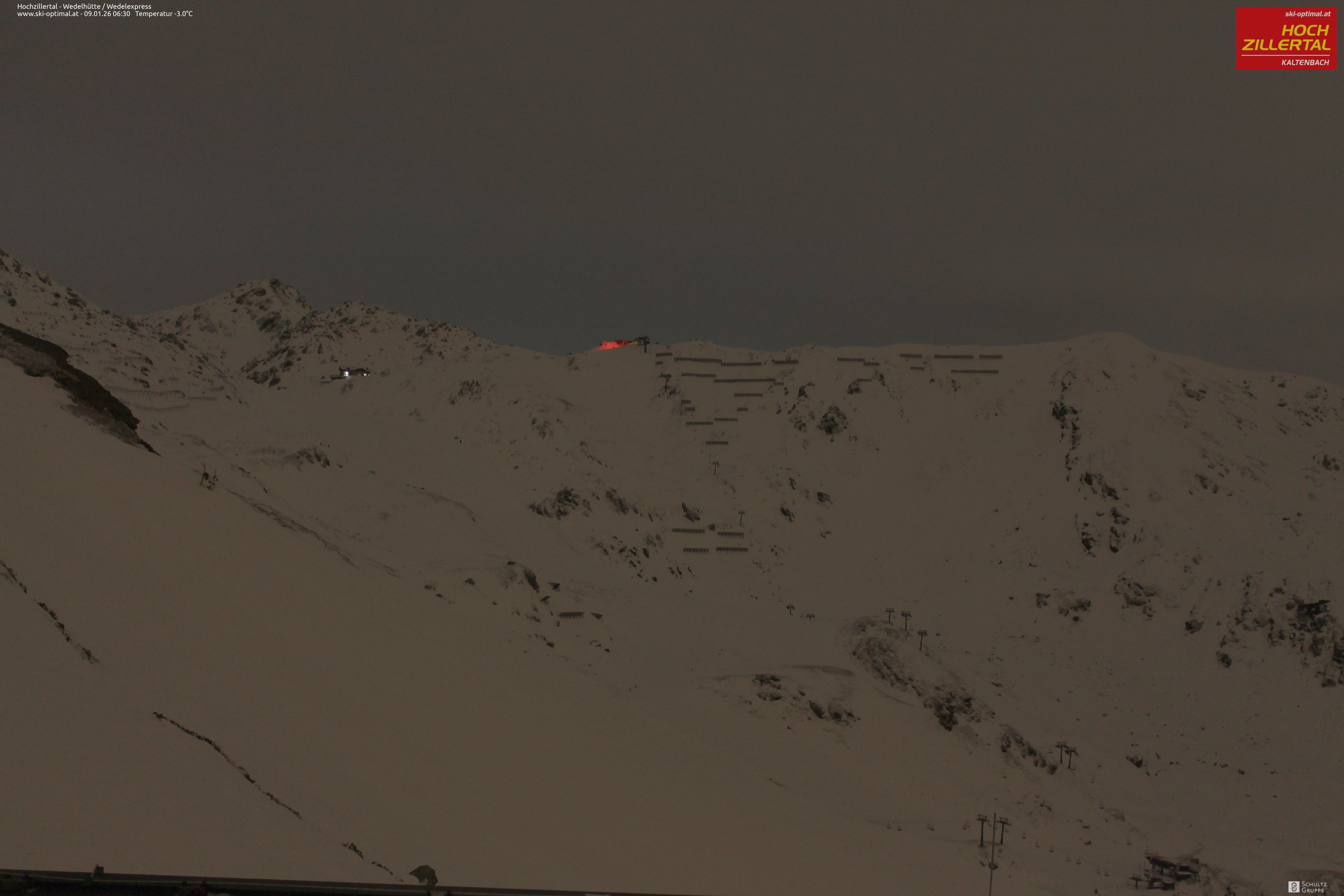 Archiv Foto Webcam Hochzillertal: Blick zur Wedelhütte