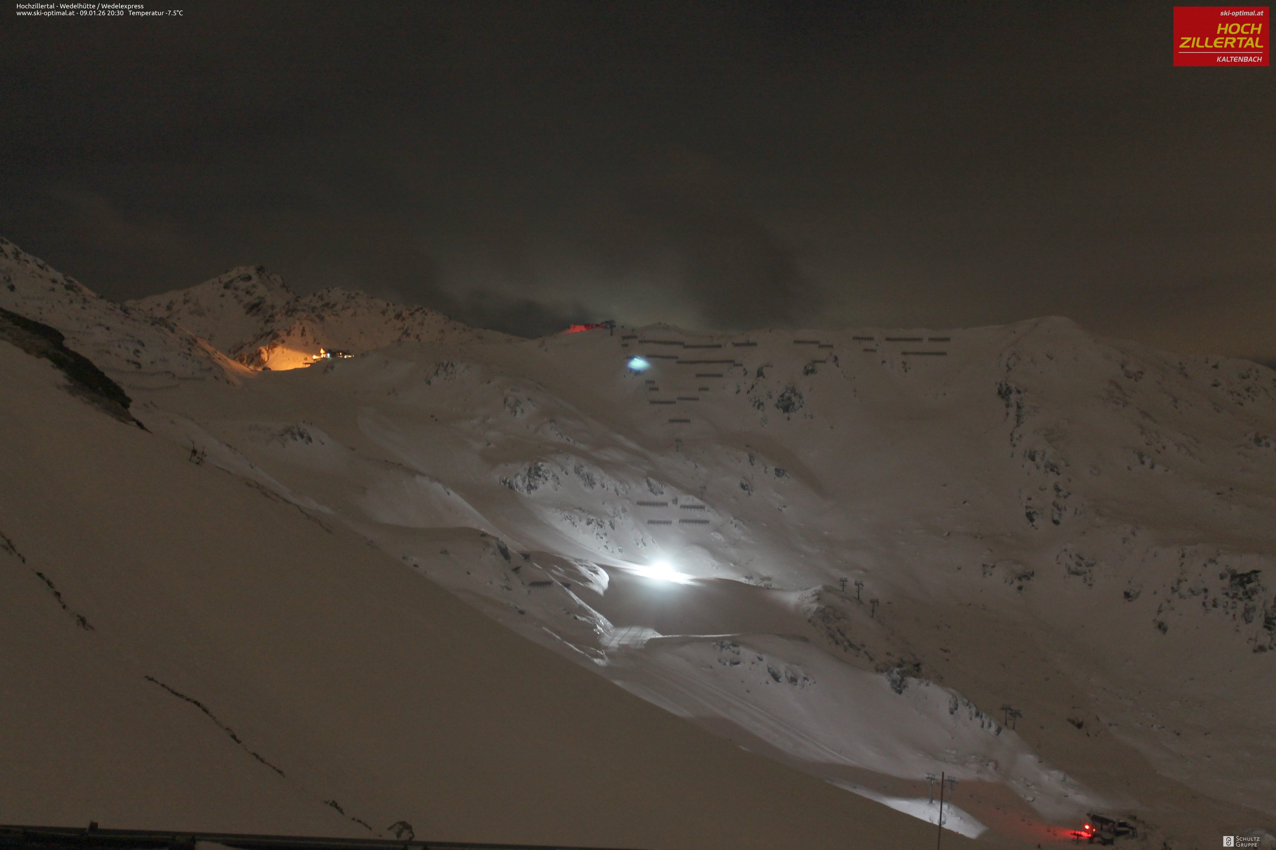 Archiv Foto Webcam Hochzillertal: Blick zur Wedelhütte