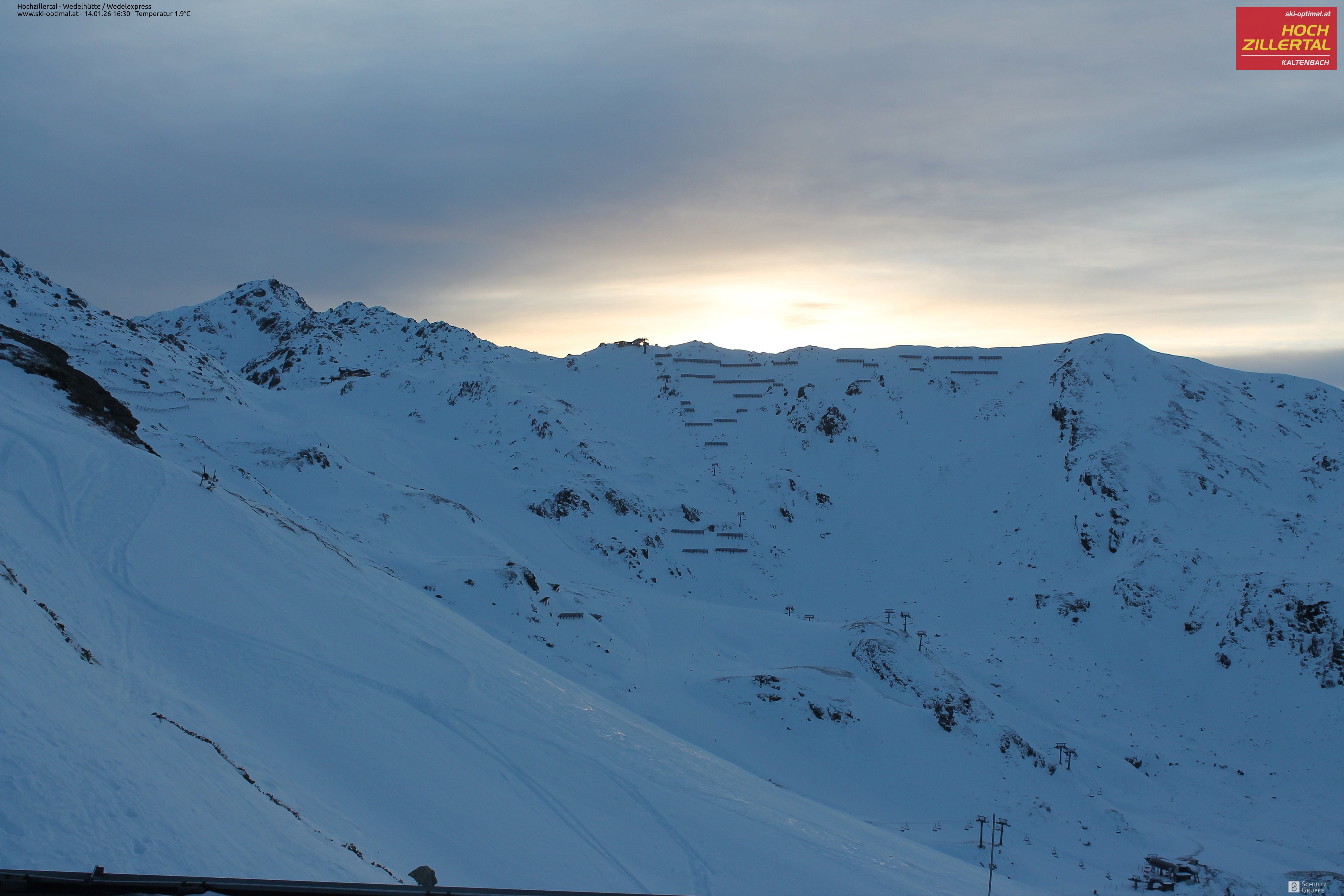 Archiv Foto Webcam Hochzillertal: Blick zur Wedelhütte