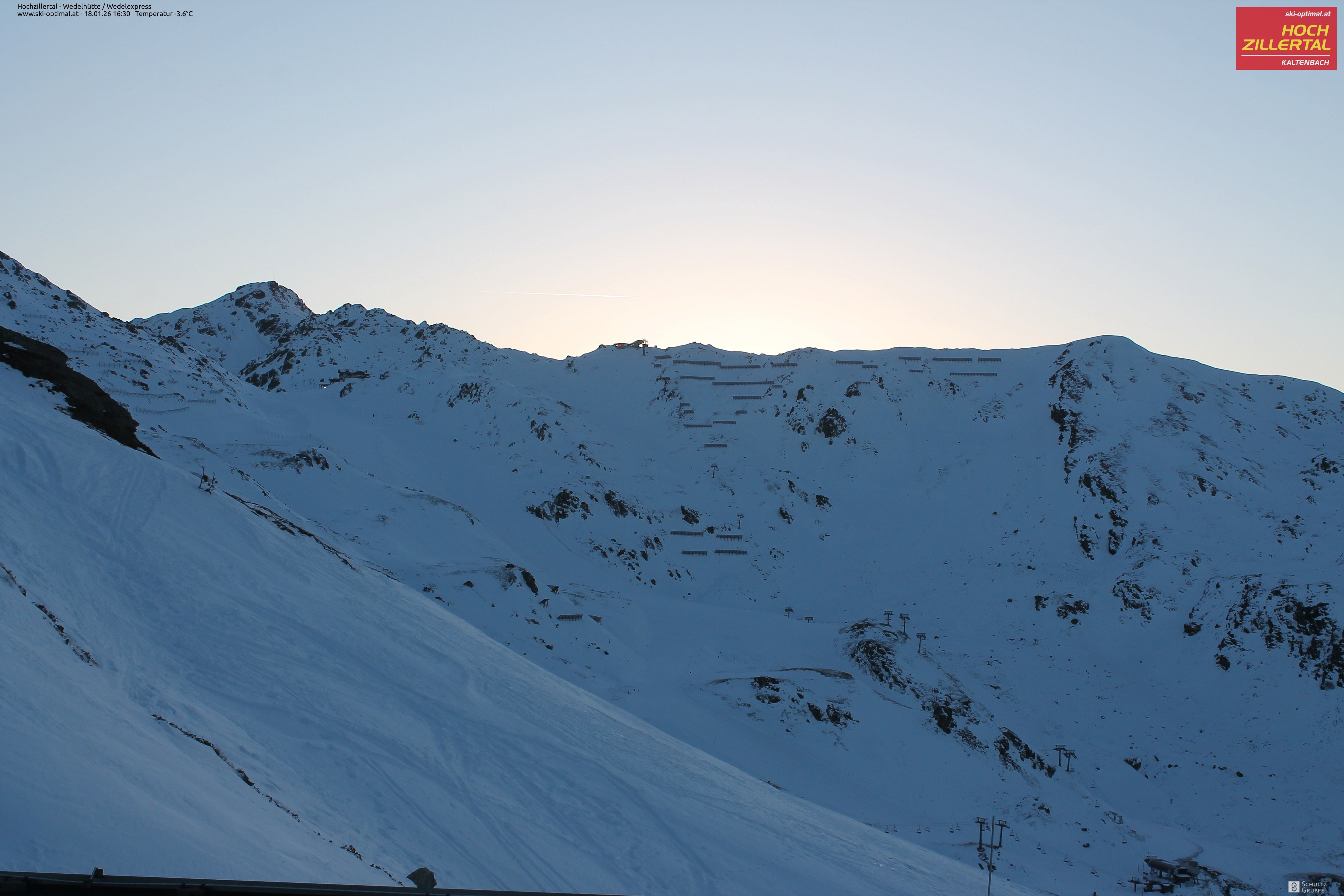 Archiv Foto Webcam Hochzillertal: Blick zur Wedelhütte