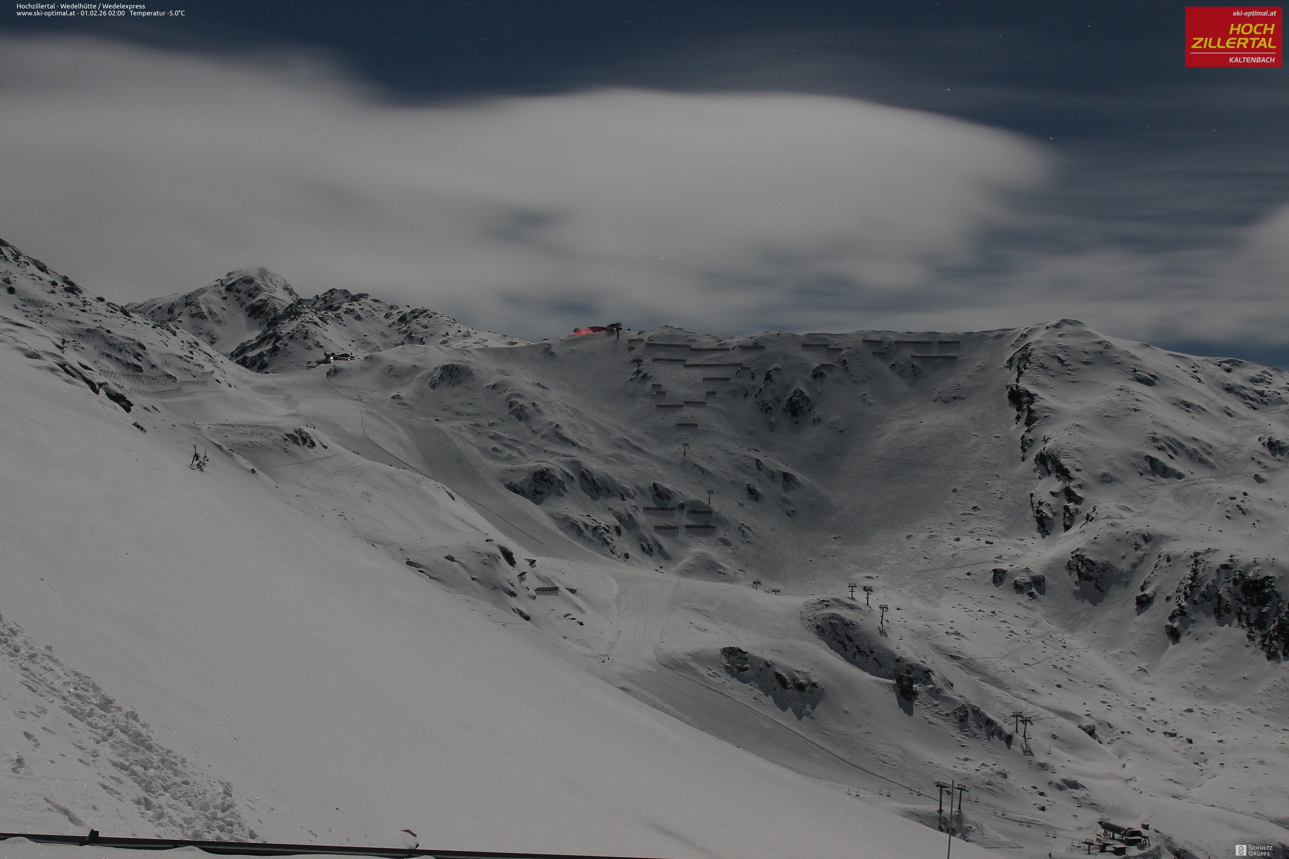 Archiv Foto Webcam Hochzillertal: Blick zur Wedelhütte