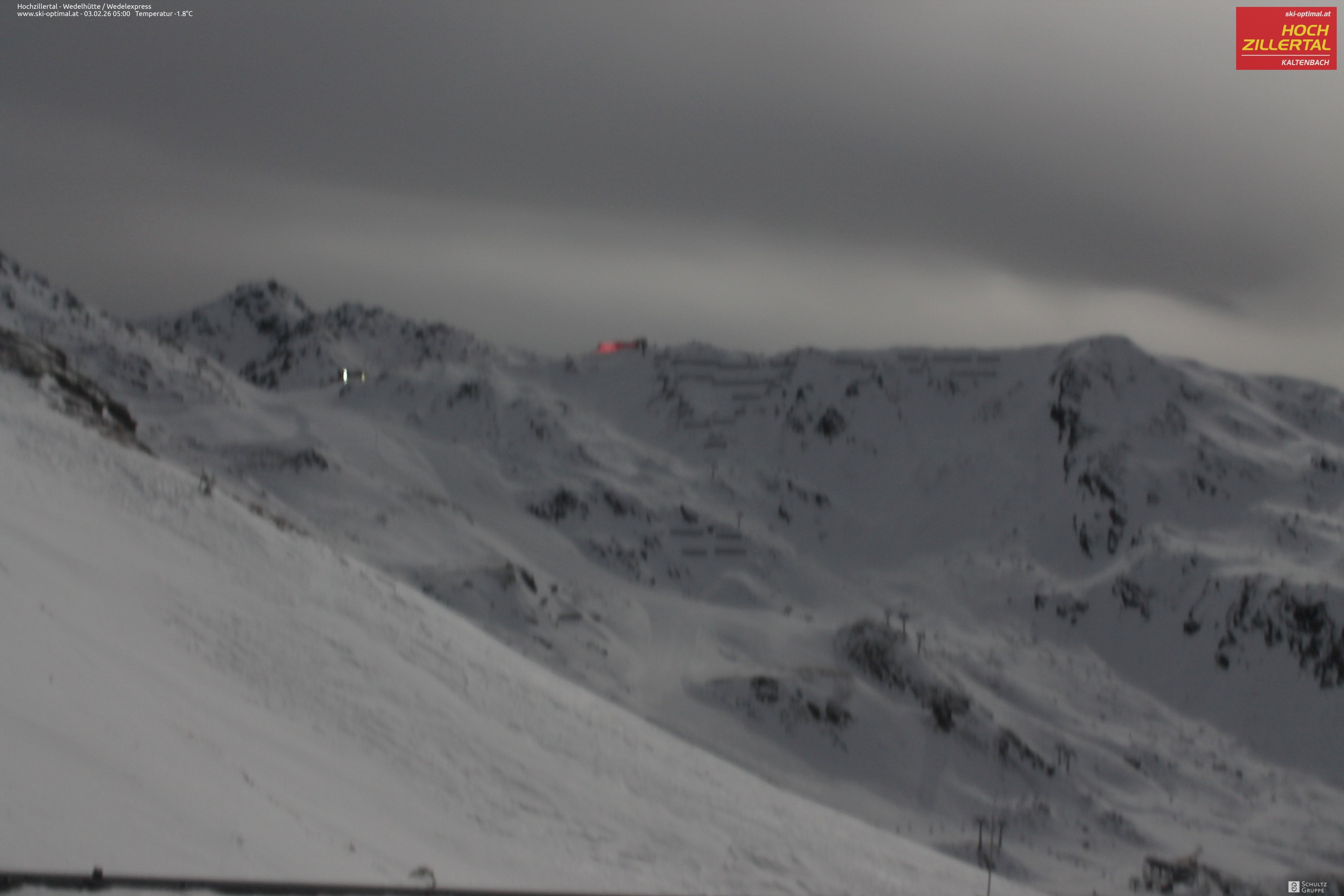 Archiv Foto Webcam Hochzillertal: Blick zur Wedelhütte