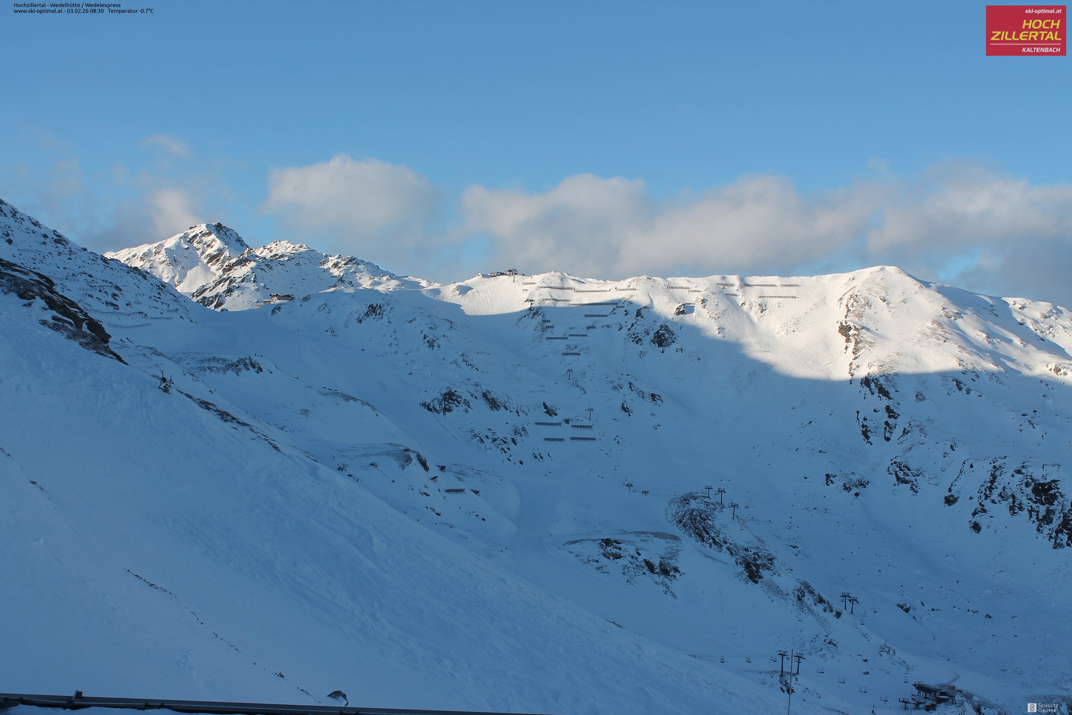 Archiv Foto Webcam Hochzillertal: Blick zur Wedelhütte