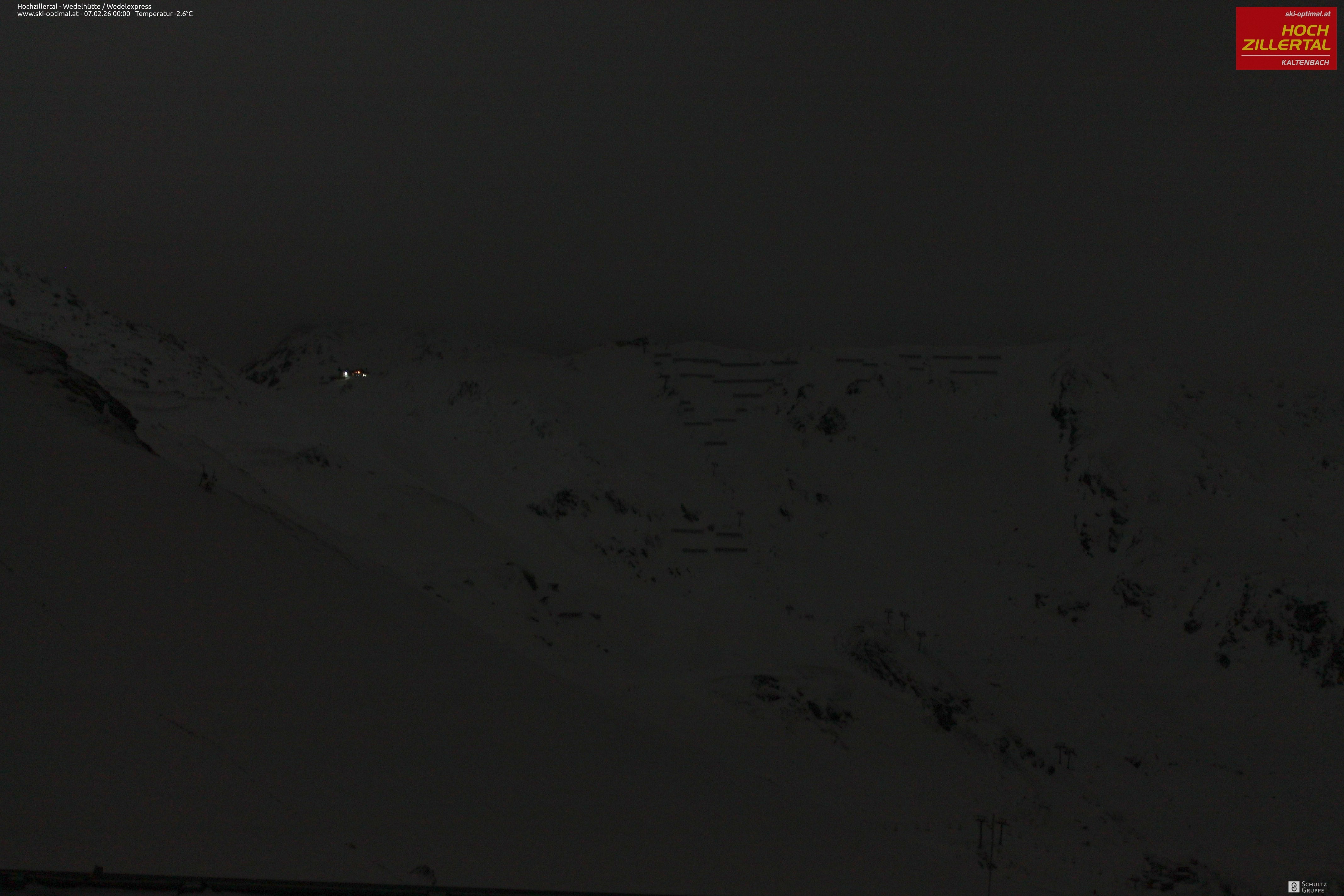 Archiv Foto Webcam Hochzillertal: Blick zur Wedelhütte