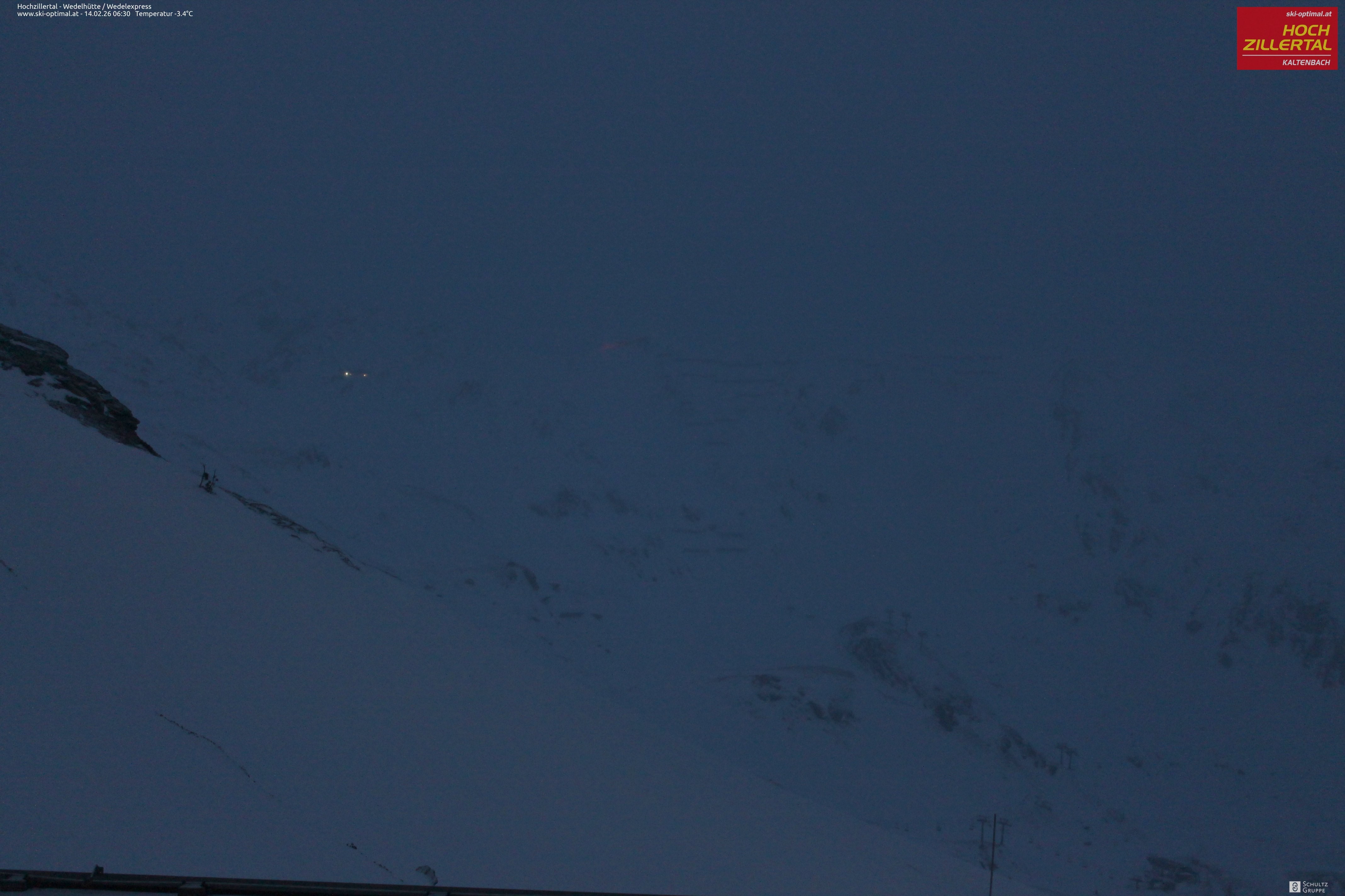 Archiv Foto Webcam Hochzillertal: Blick zur Wedelhütte