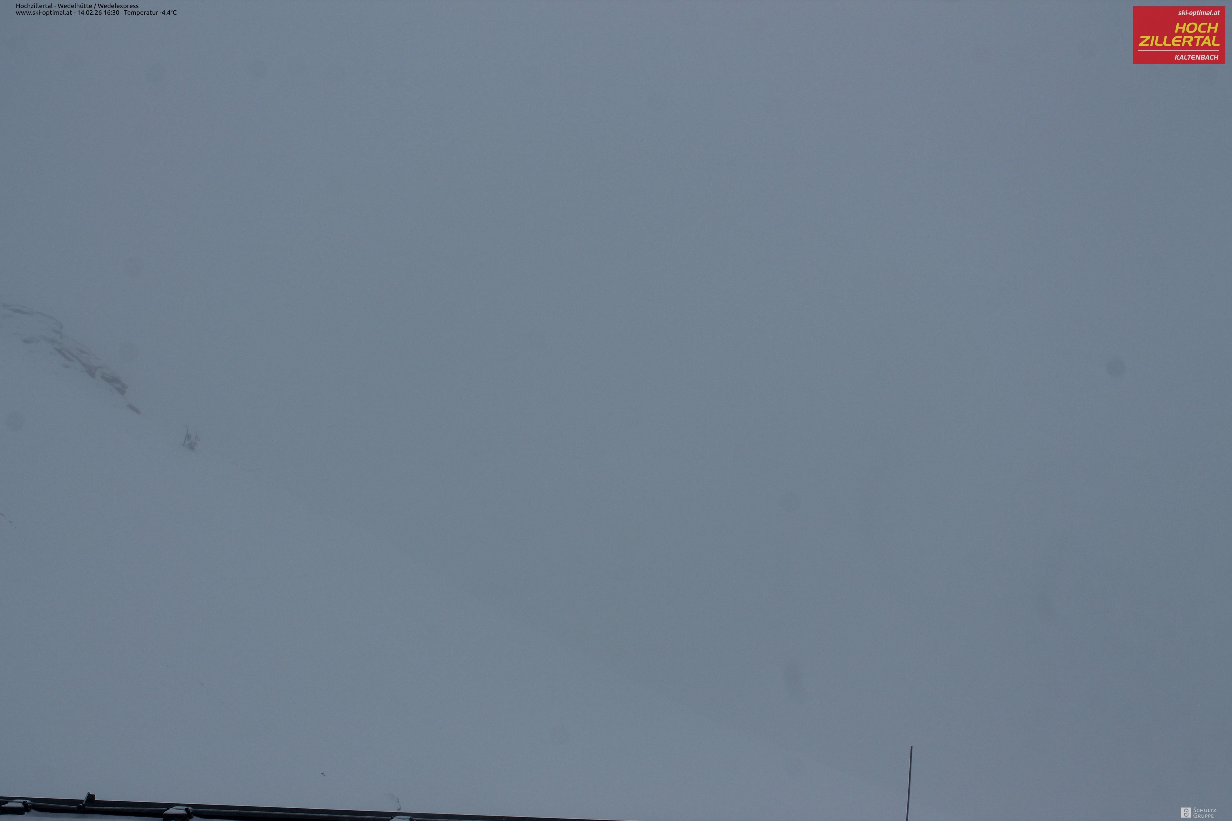 Archiv Foto Webcam Hochzillertal: Blick zur Wedelhütte